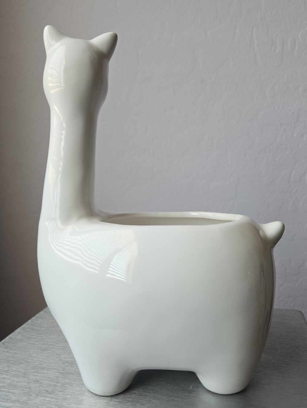 Urban Outfitters Apropos Ceramic Llama Alpaca Planter Plant Holder - Picture 4 of 11